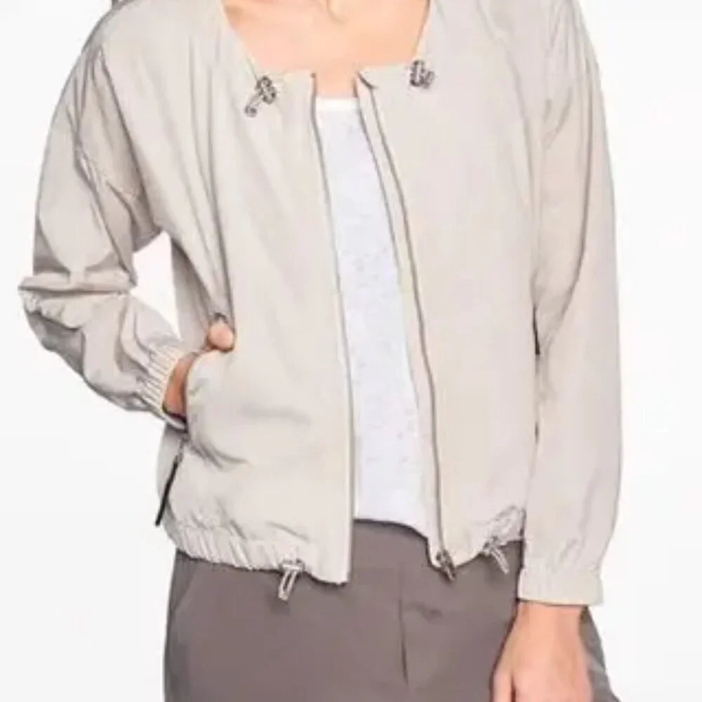 Athleta Chill Bomber in Beach‎ Stone